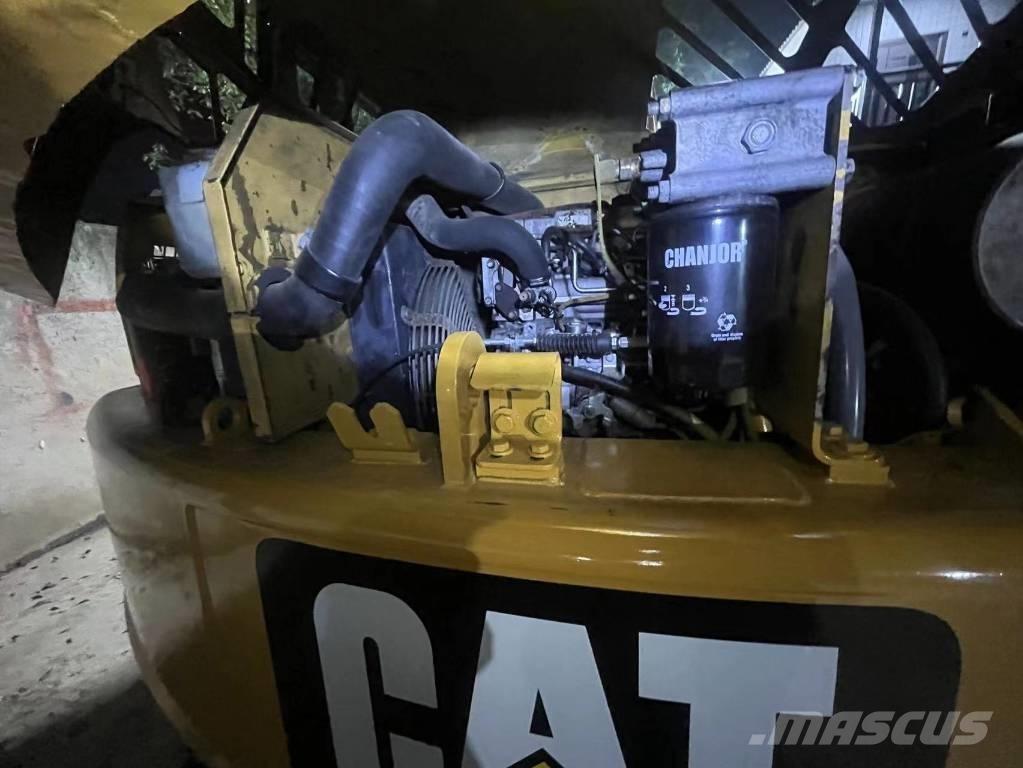 CAT 307 D Rupsgraafmachines