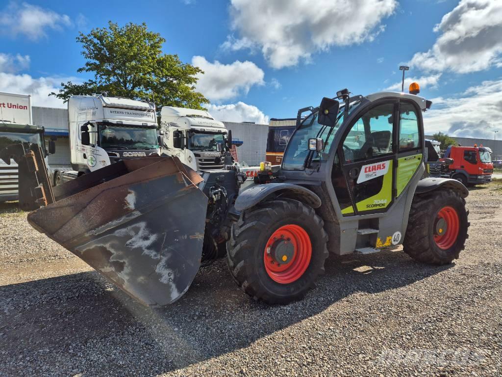 CLAAS Scorpion 7044 Verreikers voor landbouw