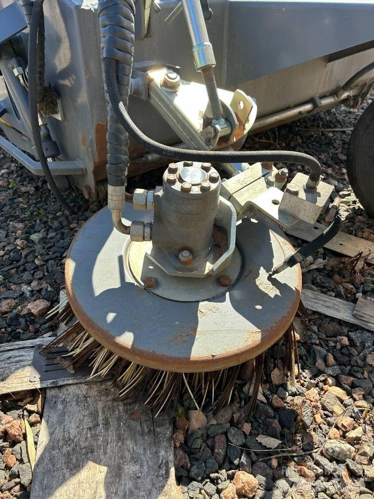 Vila Harjalaite Veegmachines