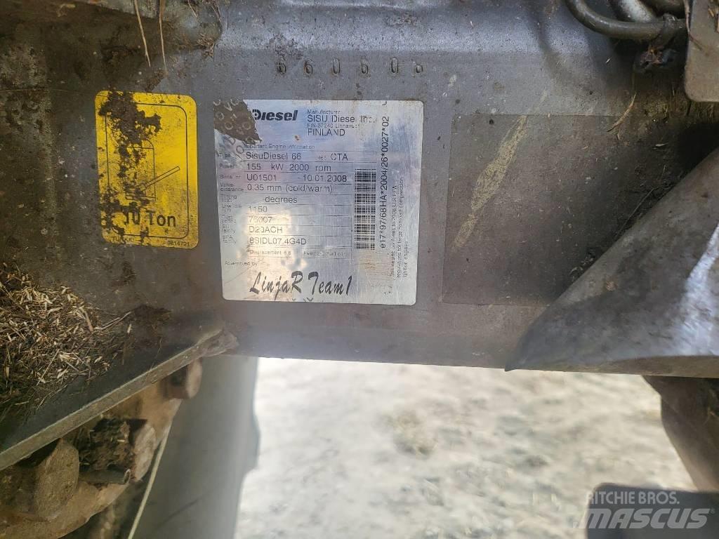 Sampo-Rosenlew 3065 Maaidorsmachines