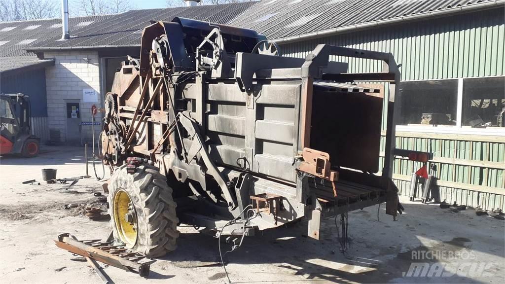 Fendt 12130N Tractoren