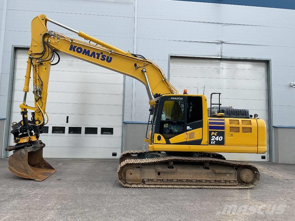 Komatsu PC240LC-11 Rupsgraafmachines