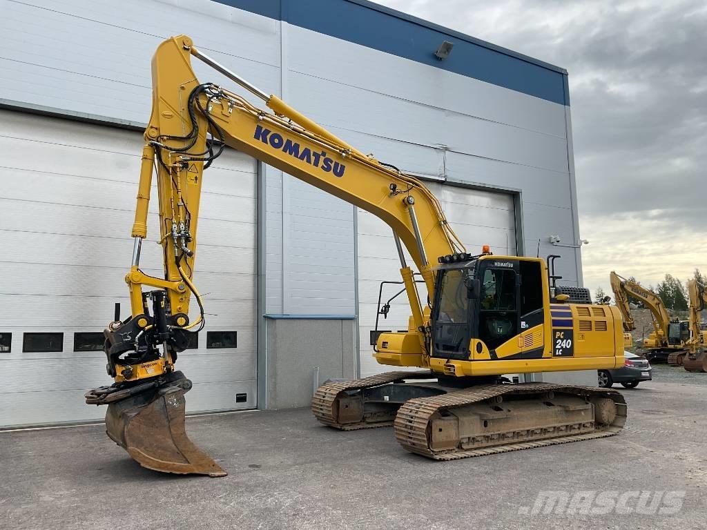 Komatsu PC240LC-11 Rupsgraafmachines