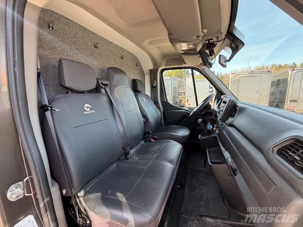 Renault Master Dieren transport trucks