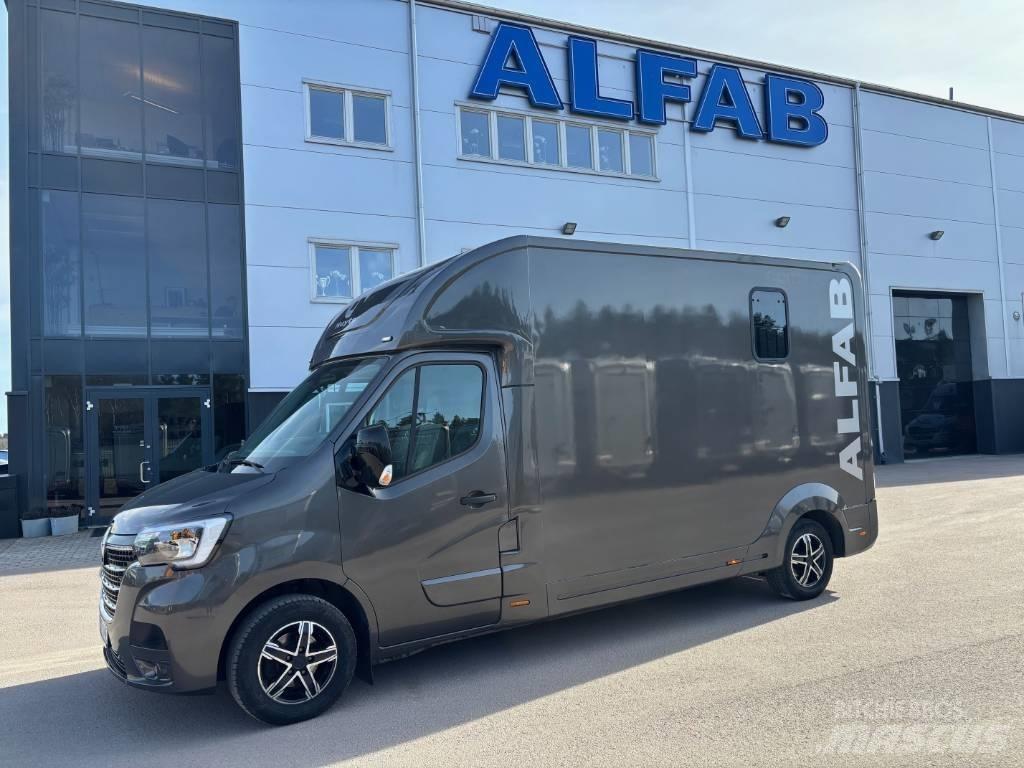 Renault Master Dieren transport trucks