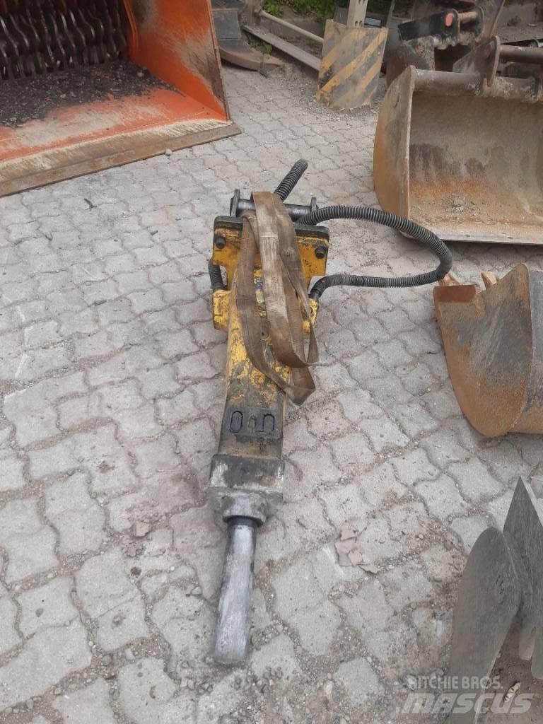 Epiroc SB202 Hamers en brekers