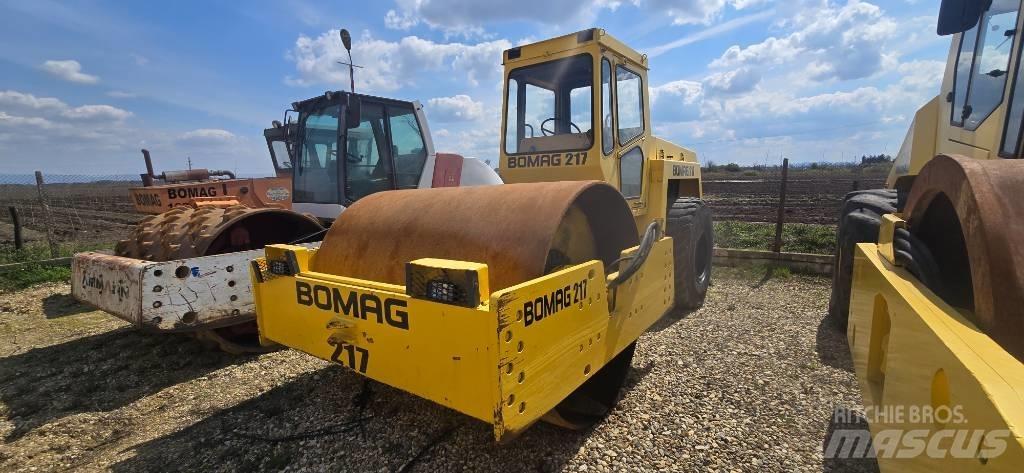 Bomag BW 217 D Trilrolwalsen