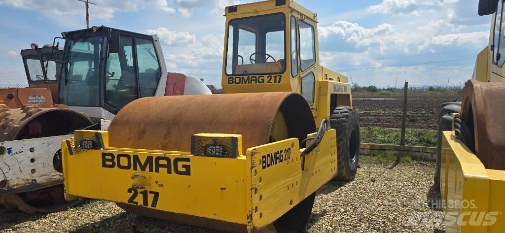 Bomag BW 217 D Trilrolwalsen