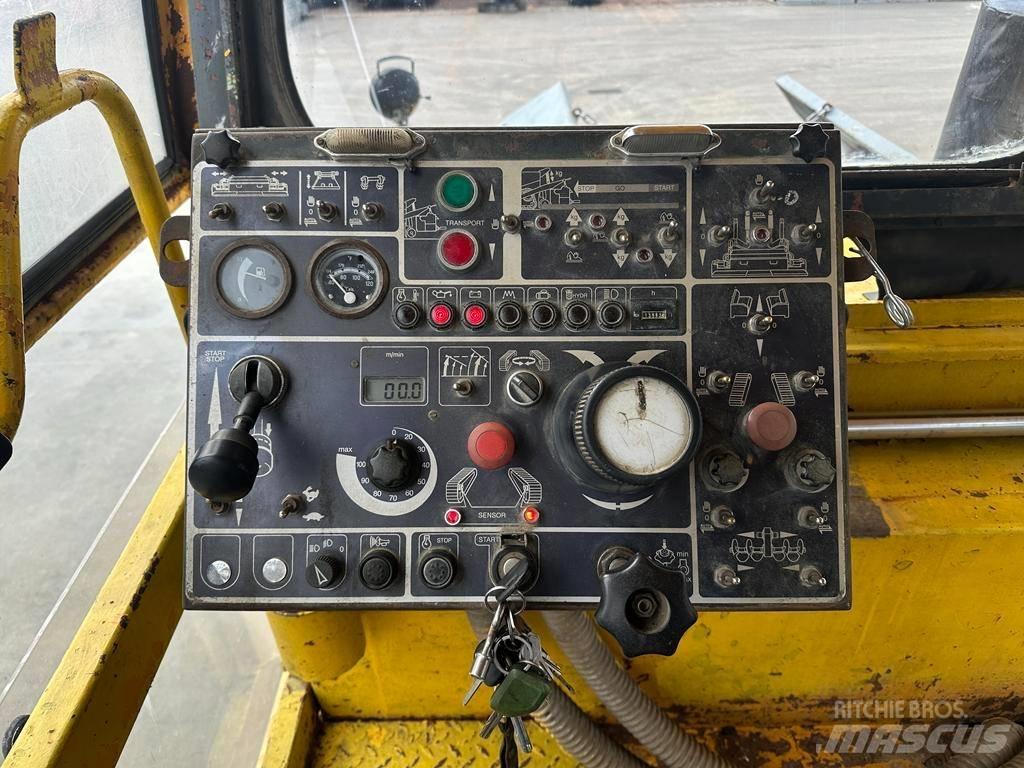 Demag DF 140 C Asfaltafwerkmachines