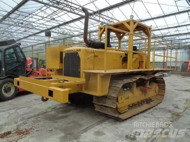CAT D6C Tractoren