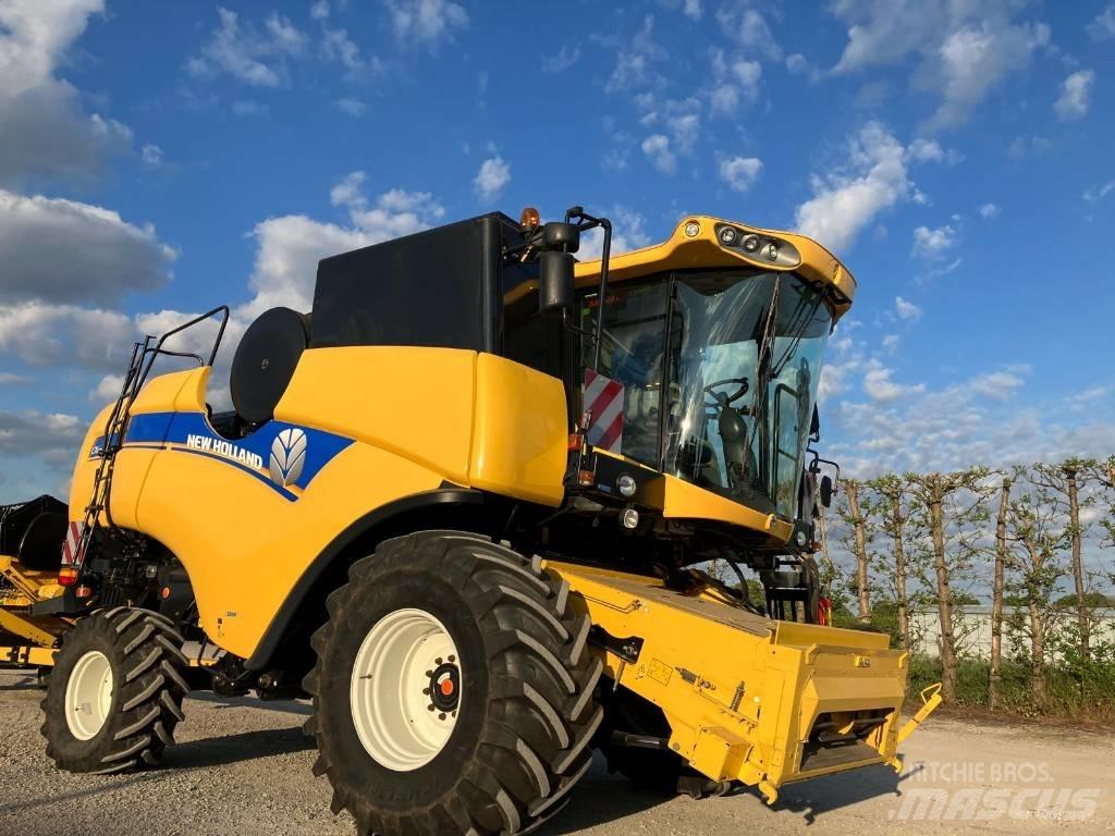 New Holland CX 6090 Maaidorsmachines