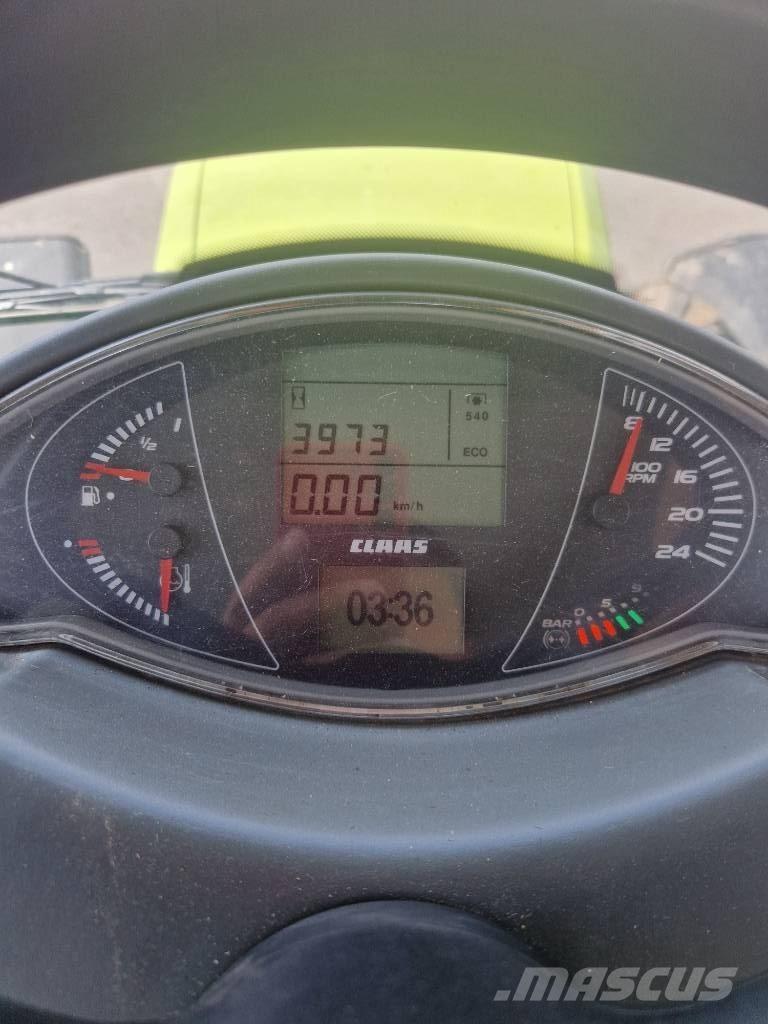 CLAAS Arion 640 CIS Tractoren