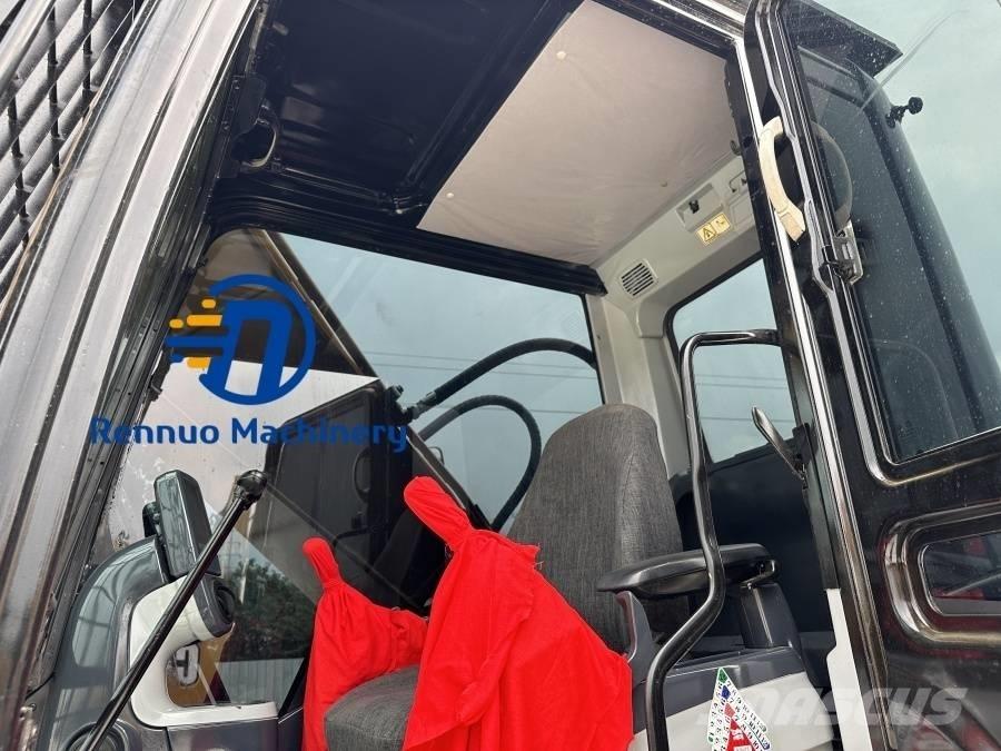 CAT 320 D2 Rupsgraafmachines