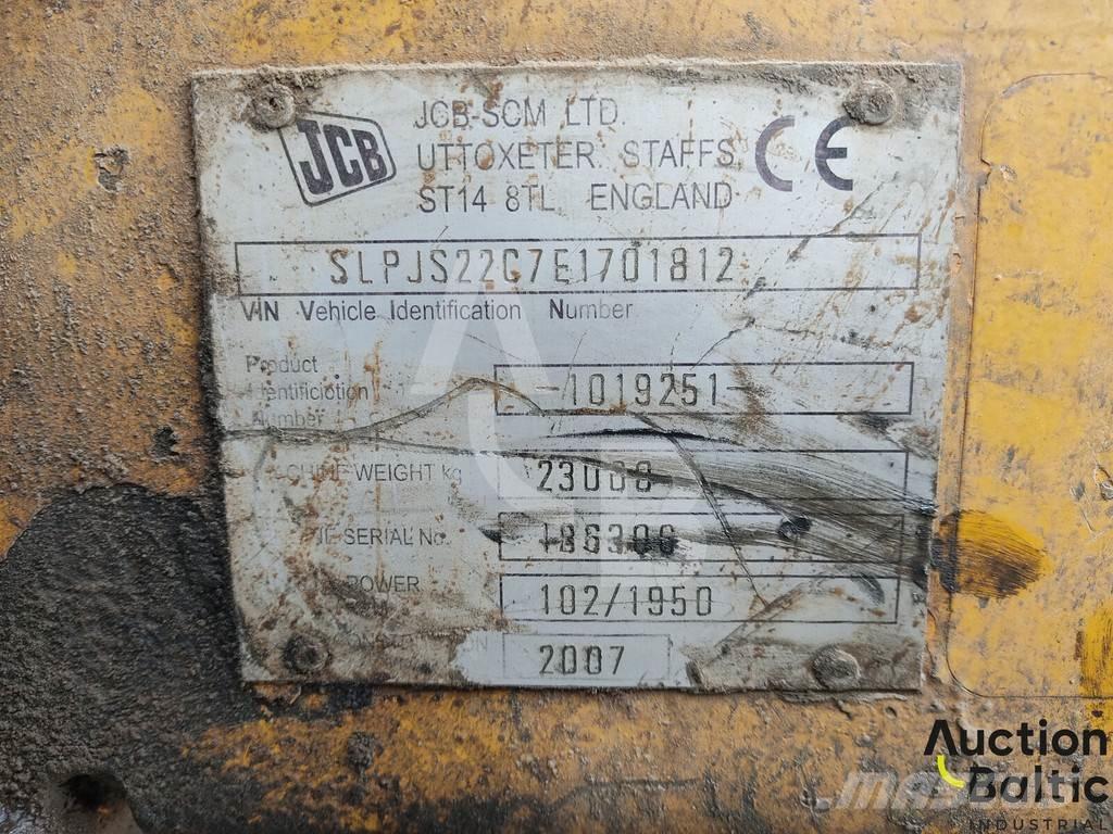 JCB JS 220 LC Rupsgraafmachines