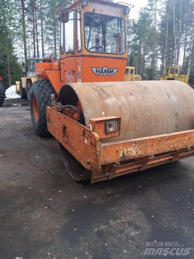 Hamm 2411 SD Trilrolwalsen