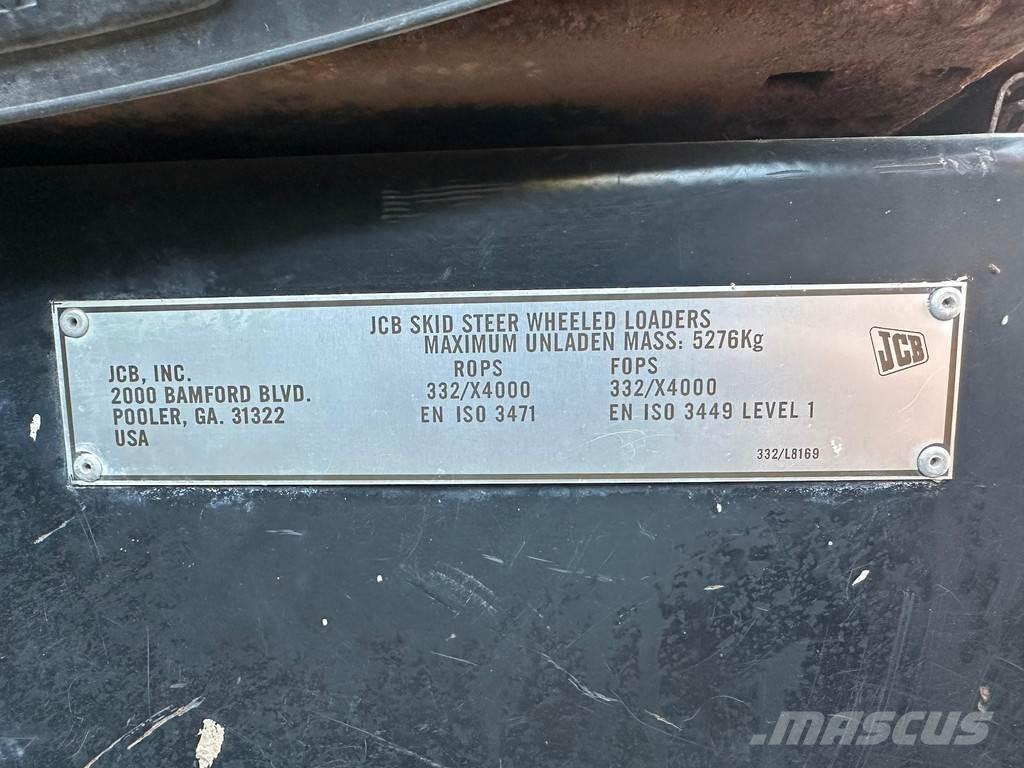 JCB 225 Miniladers