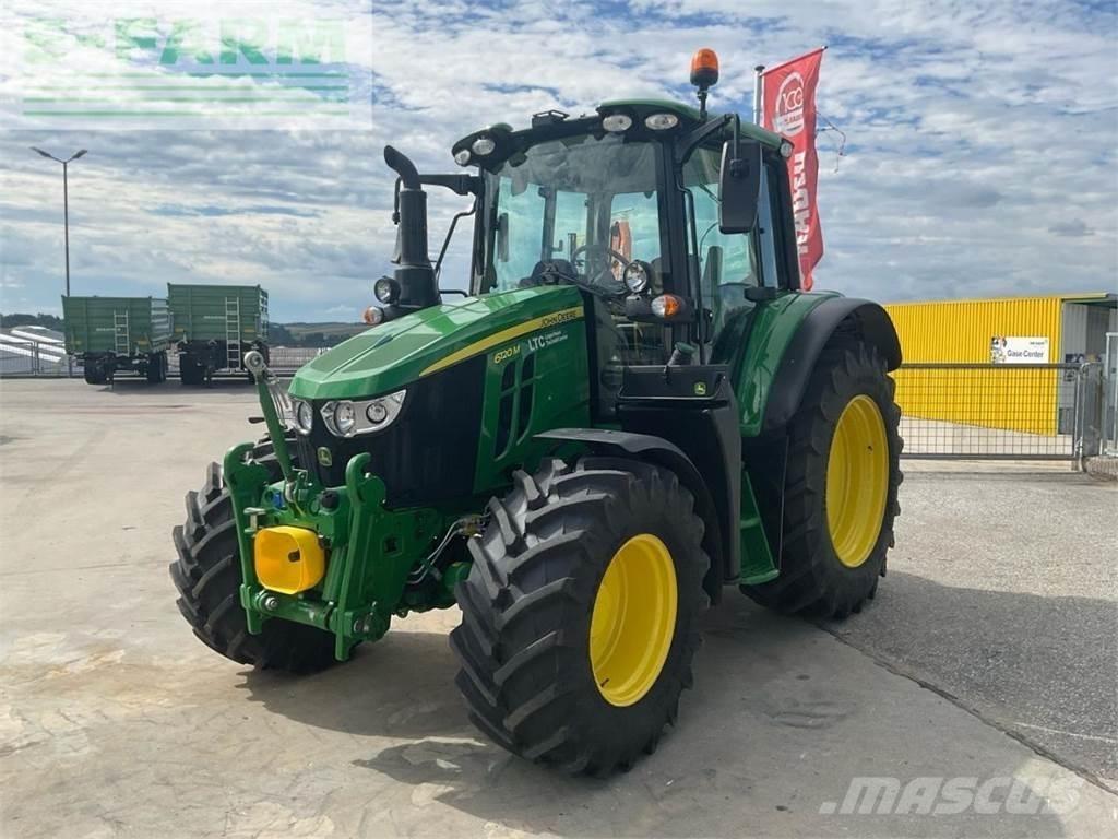 John Deere 6120M Tractoren