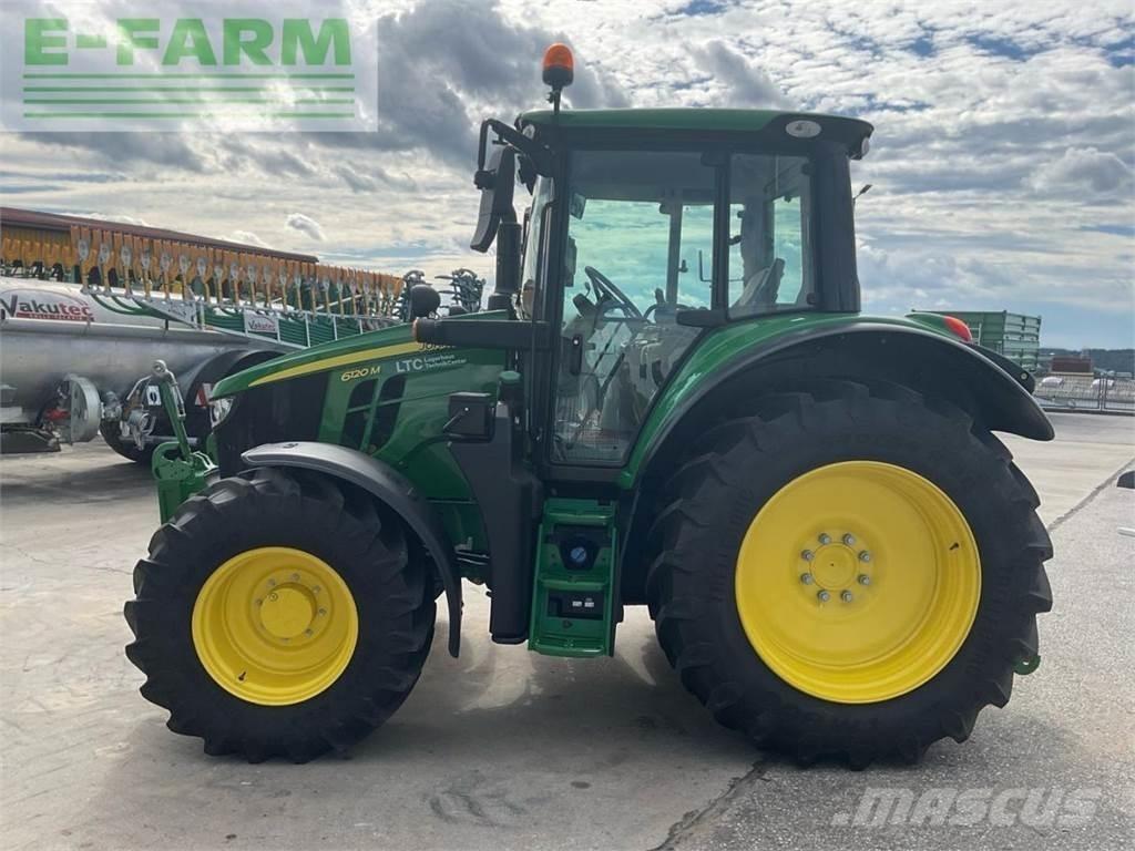 John Deere 6120M Tractoren
