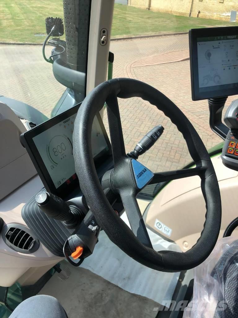Fendt 718 Vario Tractoren