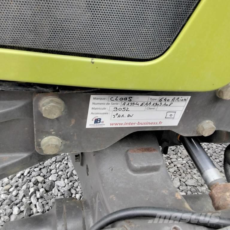 CLAAS 640 ARION Tractoren