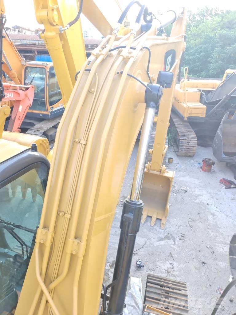 CAT 312 Rupsgraafmachines