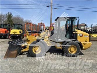 CAT 906M Wielladers