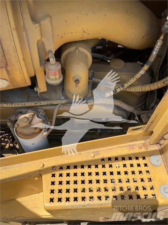 CAT D8N Rupsdozers