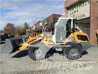 Liebherr L506C Wielladers