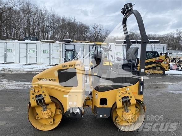 Volvo DD25B Trilrolwalsen