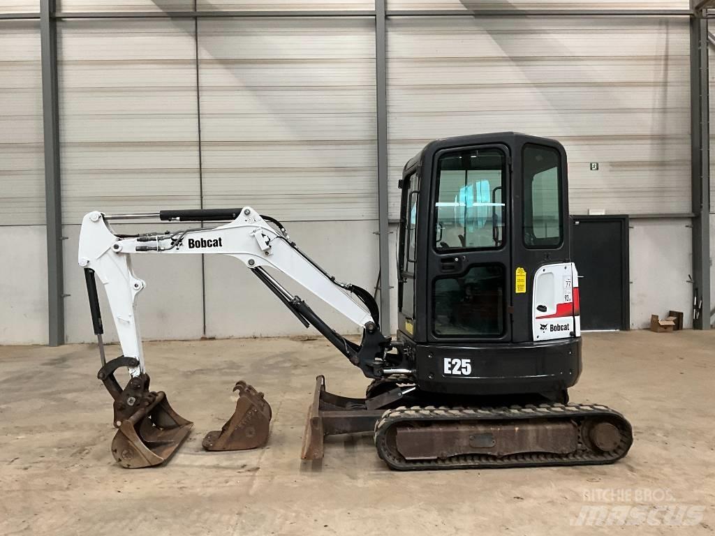 Bobcat E 25 Minigraafmachines < 7t