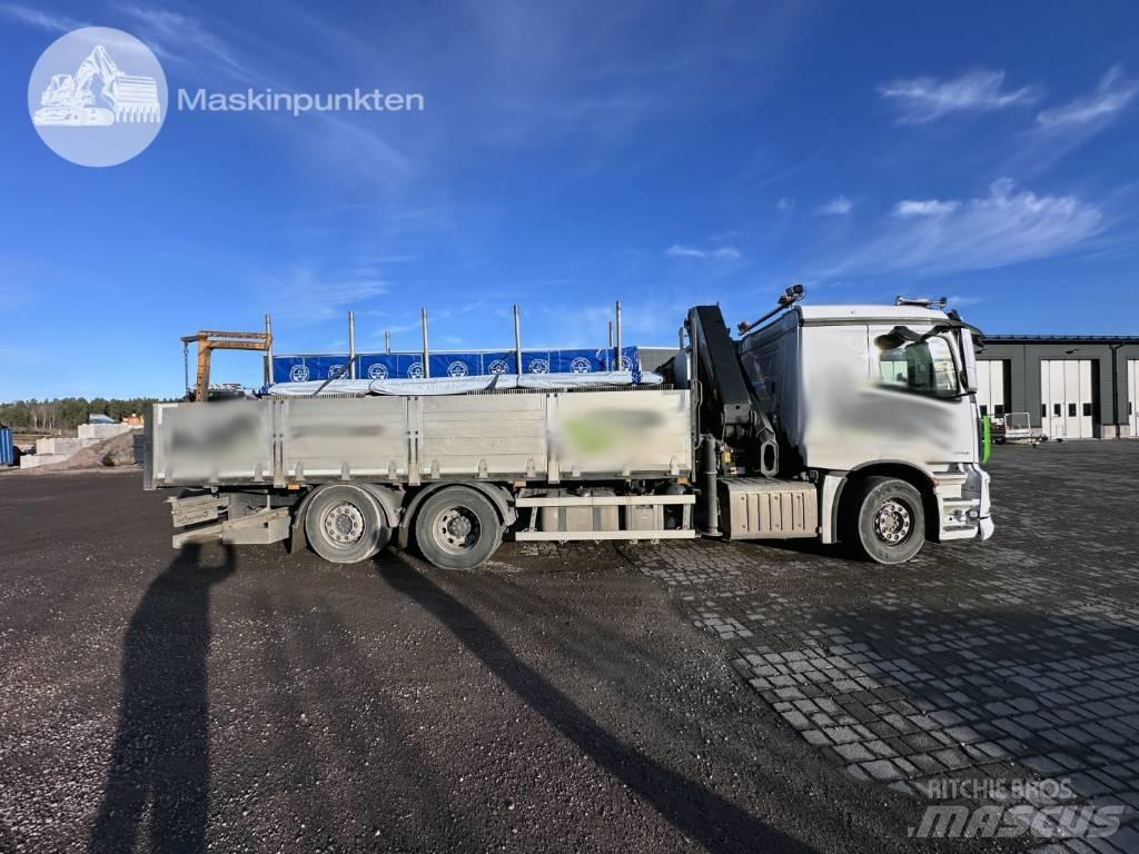 Mercedes-Benz 2543 Vlakke laadvloer met kraan