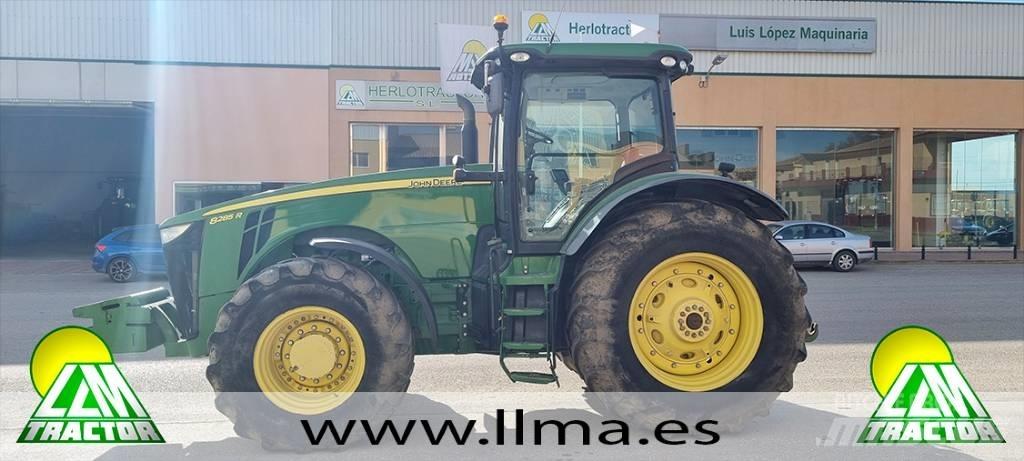 John Deere 8285 R Tractoren
