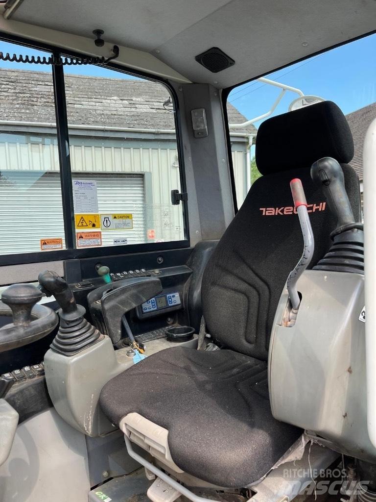 Takeuchi TB295W Wielgraafmachines