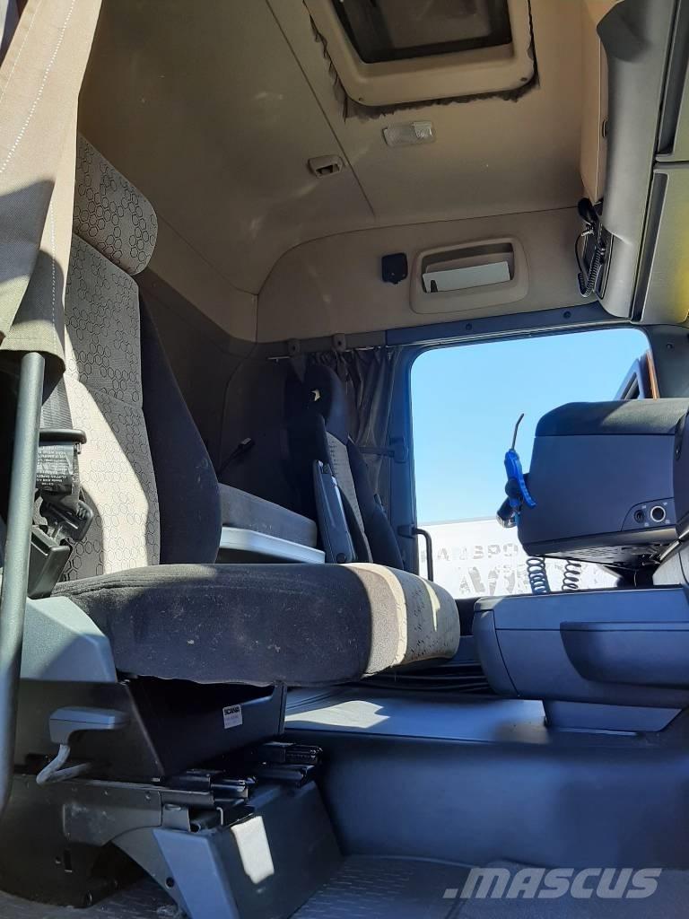 Scania R 520 Schuifzeilopbouw