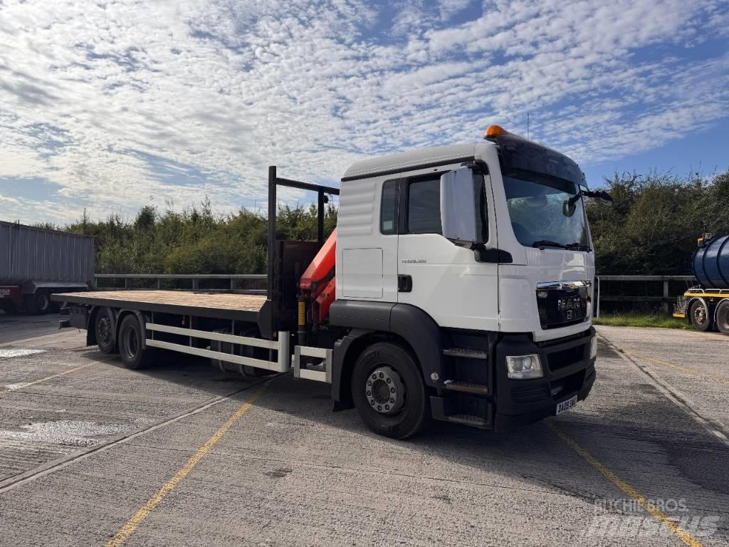 MAN TGS 26.320 Vlakke laadvloer met kraan