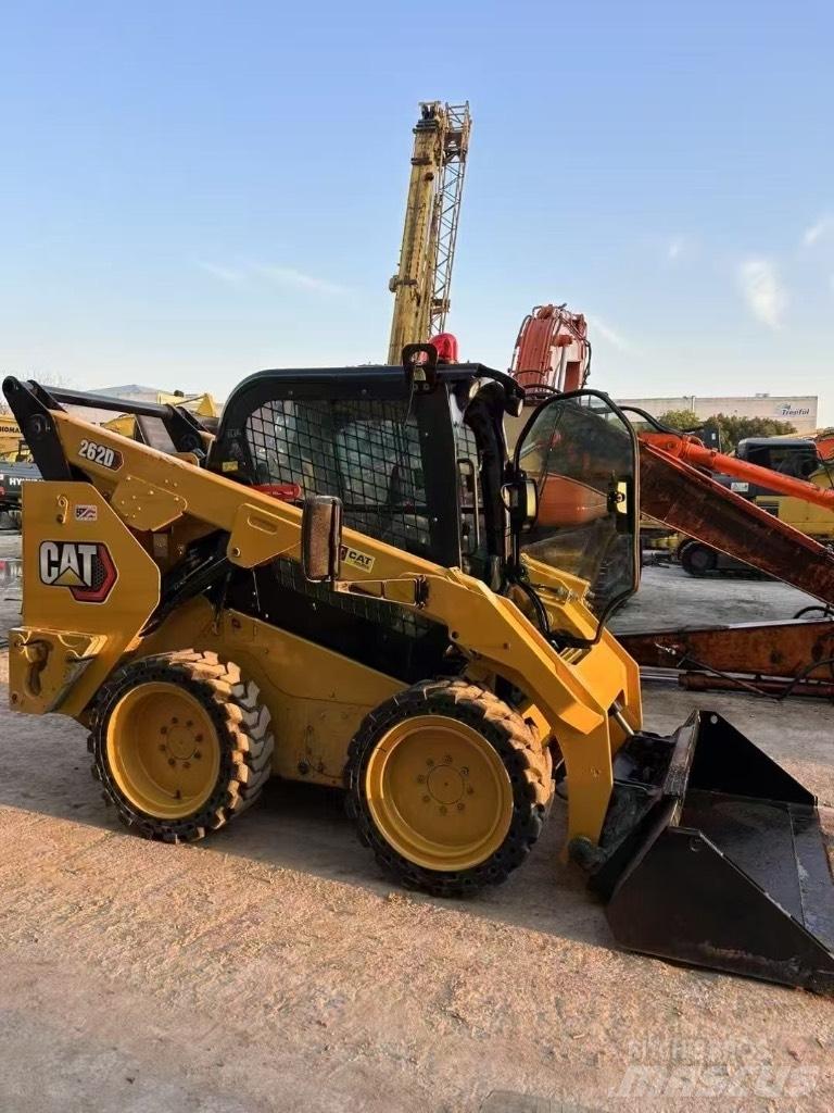 CAT 262 D Schrankladers