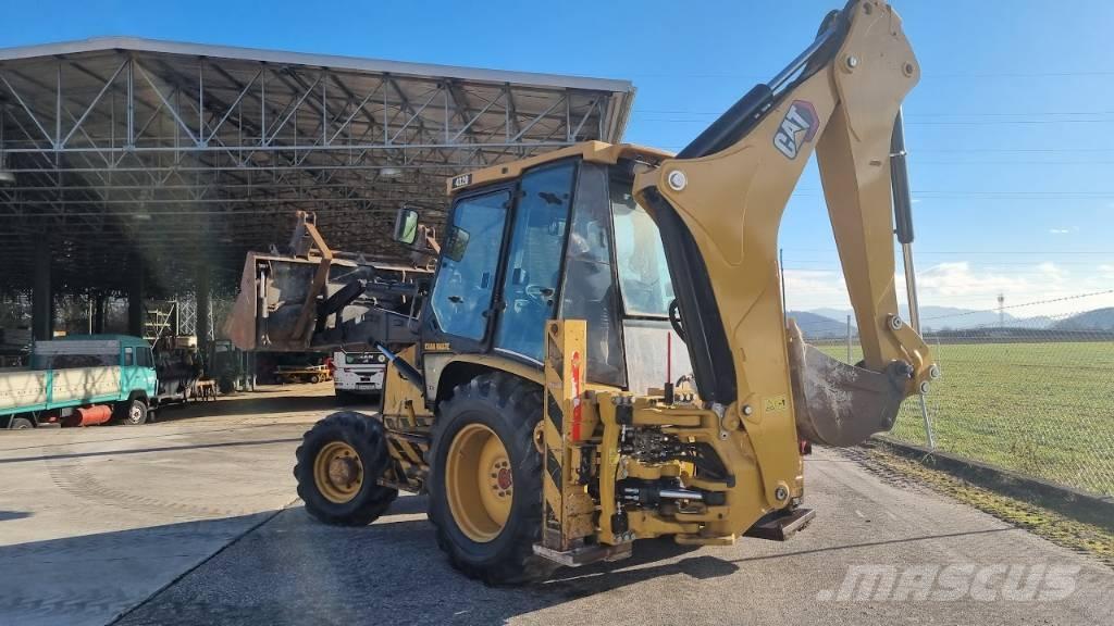 CAT 432D Graaf-laadcombinaties