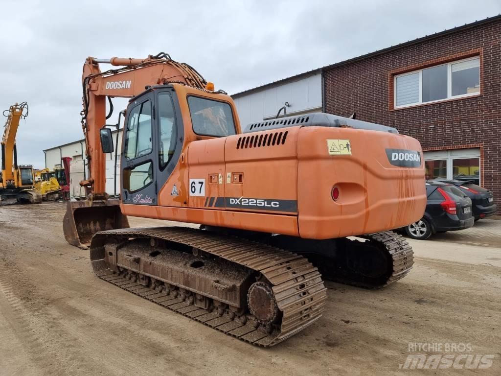 Doosan DX 225 LC Rupsgraafmachines