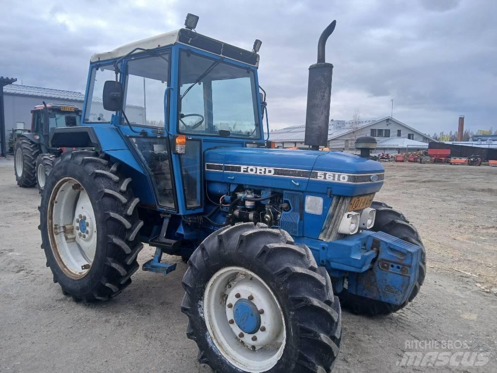 Ford 5610 Farmal Tractoren