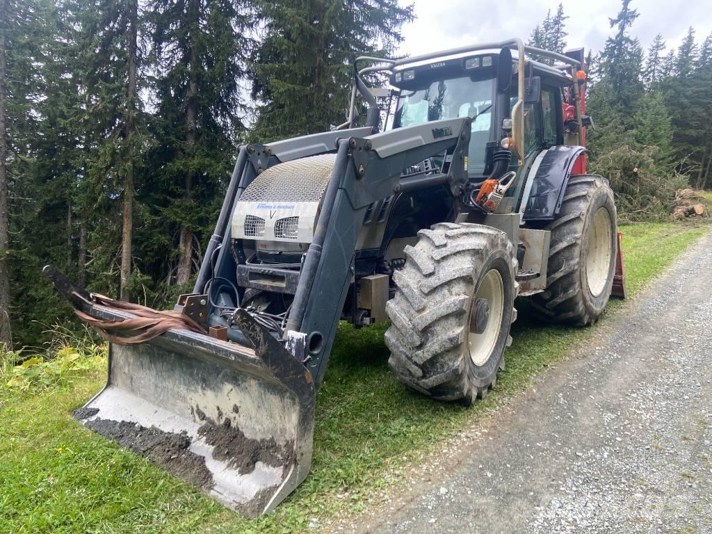 Valtra T 162 Bosbouw tractoren