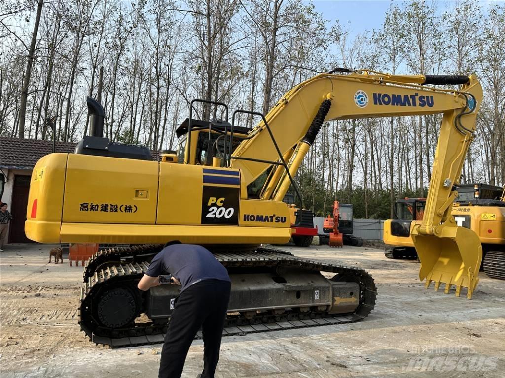 Komatsu PC200-8 Rupsgraafmachines