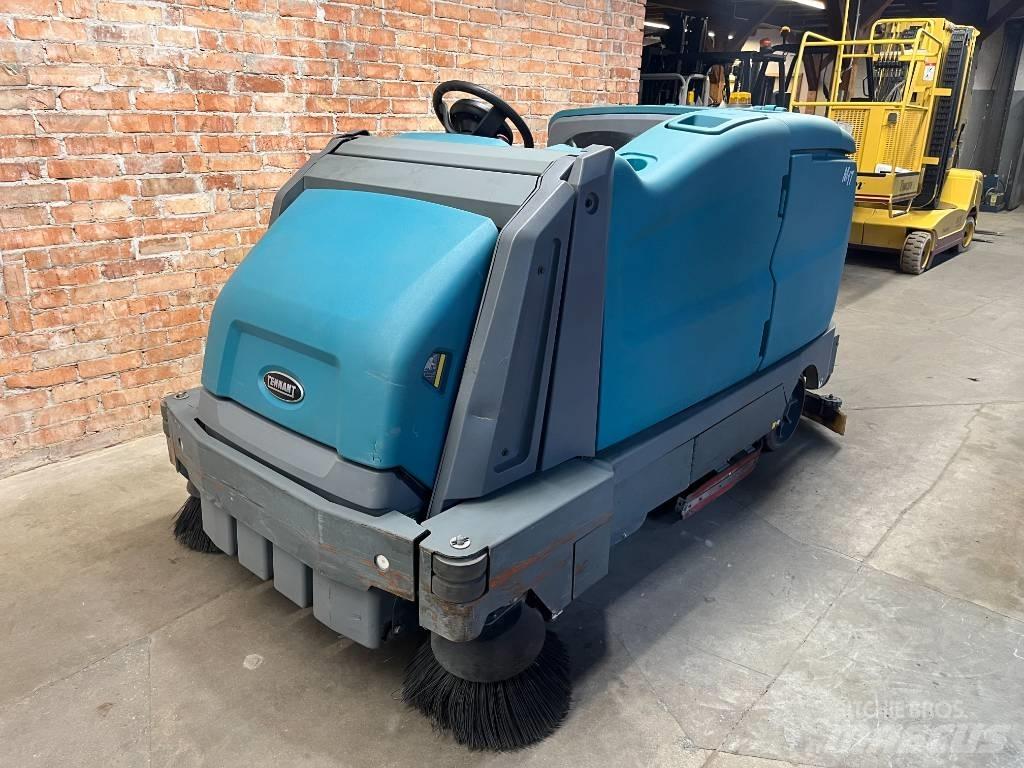 Tennant M 17 Veegschrobmachines