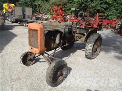 Allis-Chalmers B Tractoren