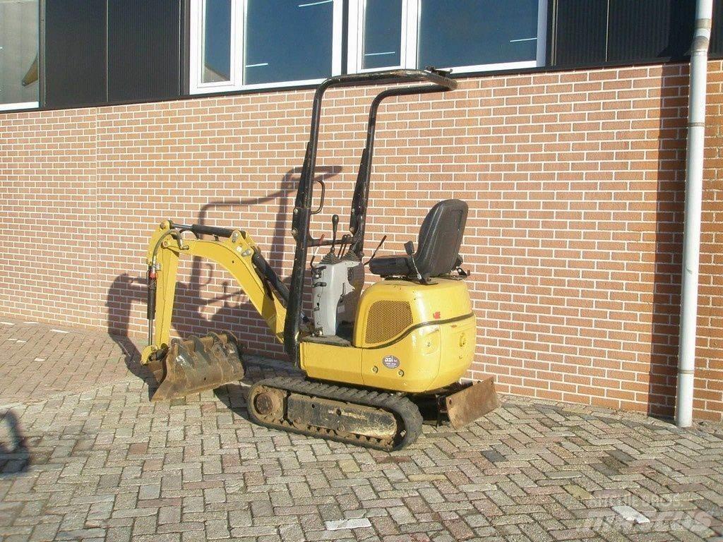 CAT 300.9 Minigraafmachines < 7t