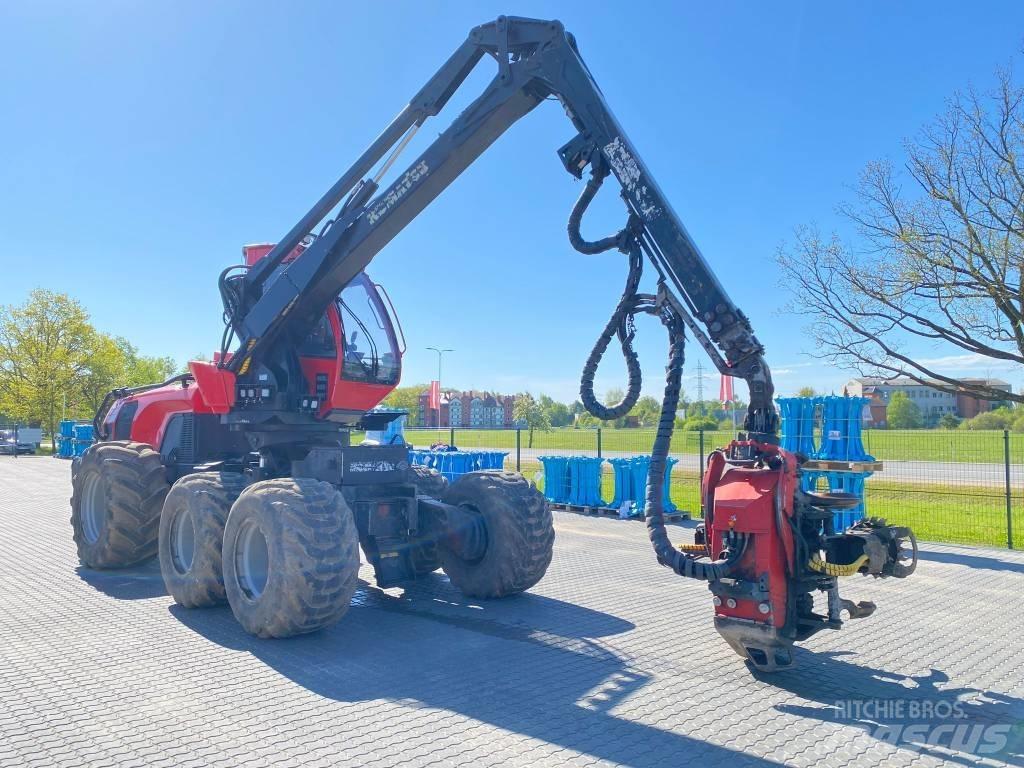 Komatsu 911 Harvesters