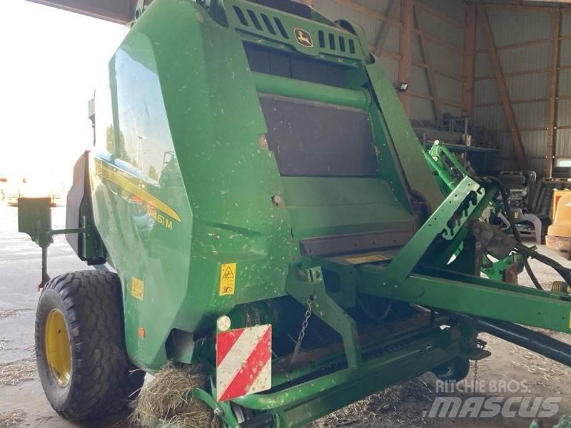 John Deere V 461 M Ronde-balenpersen