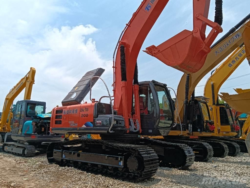 Hitachi ZX 200 Midigraafmachines 7t - 12t