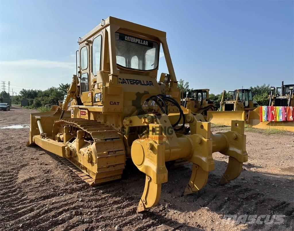 CAT D7G Rupsdozers