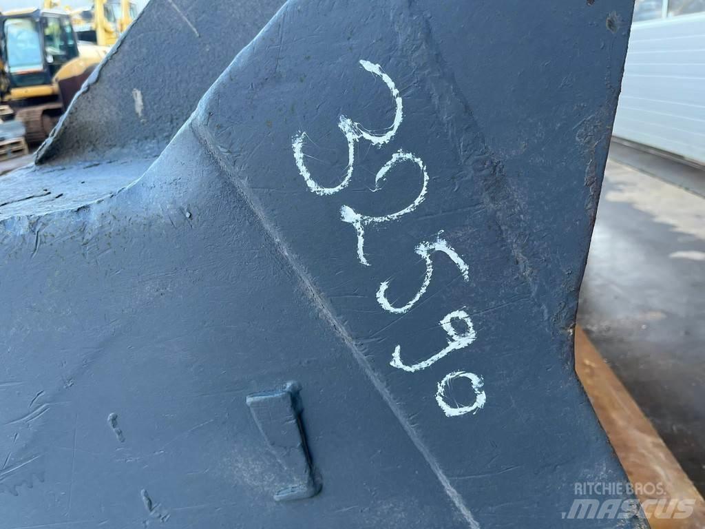 CAT Bucket 950 Bakken