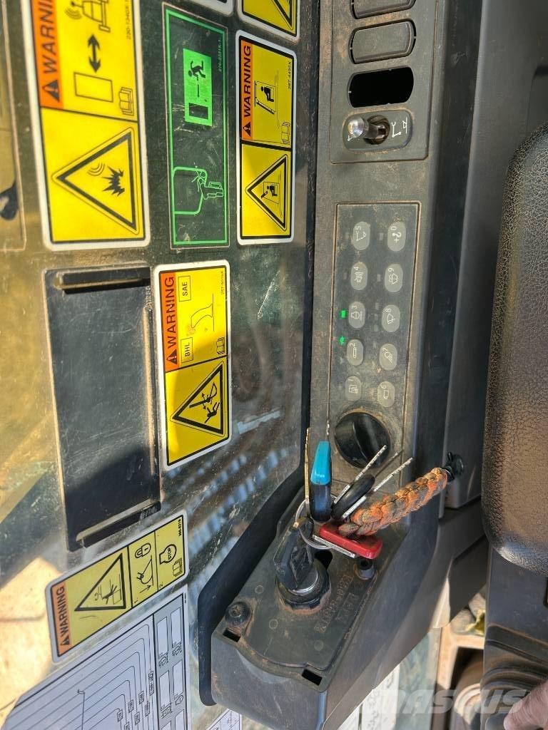 CAT 323 F L Rupsgraafmachines